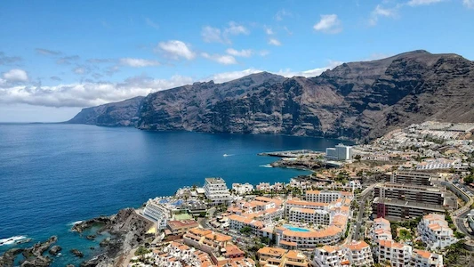 Los Gigantes